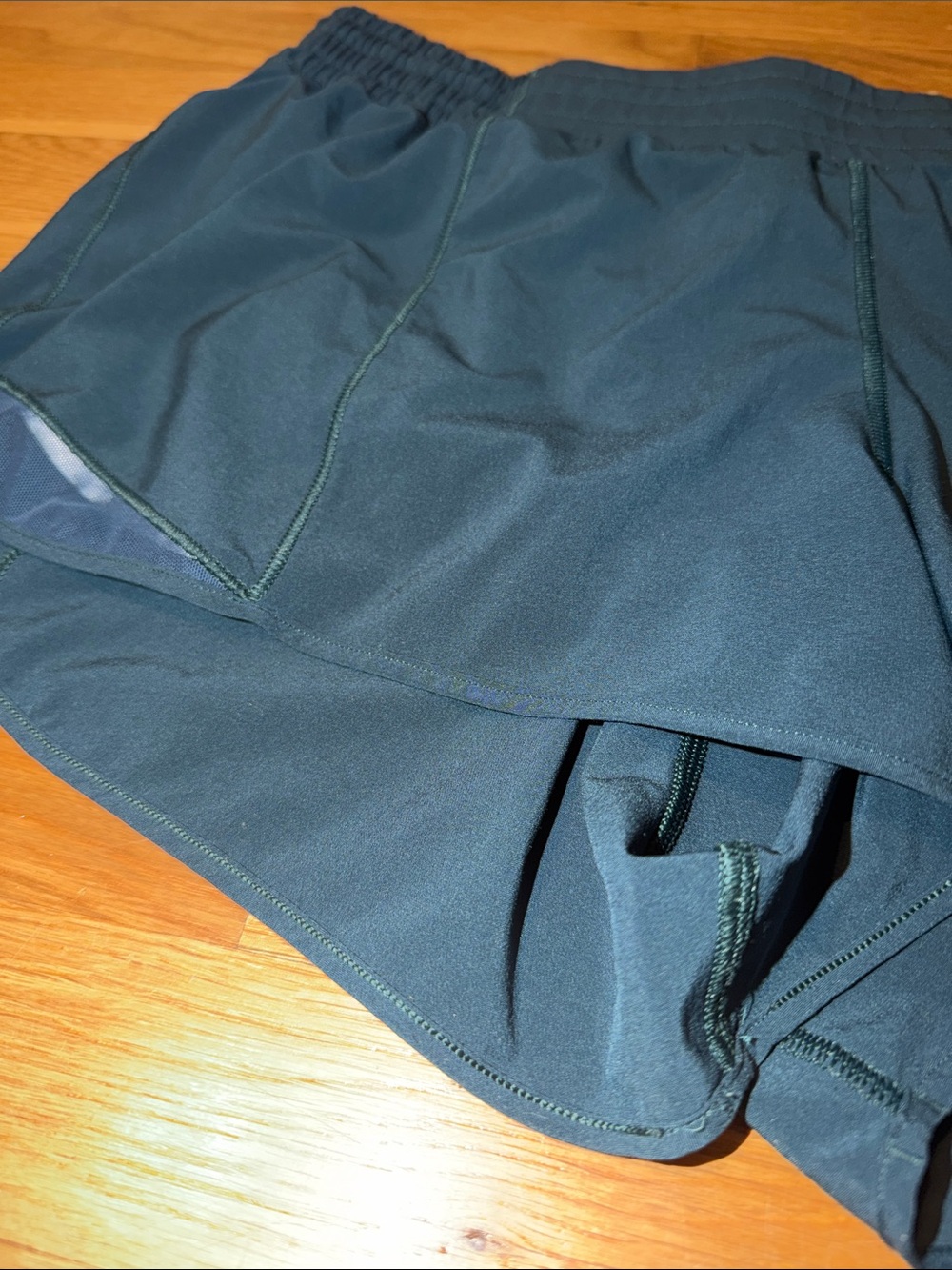 lululemon athletica hotty hot dark teal Blue Run Shorts - Picture 2 of 6